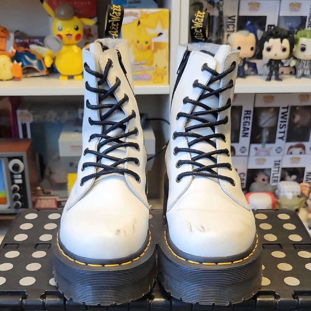 White Lace-Up Women's Boots